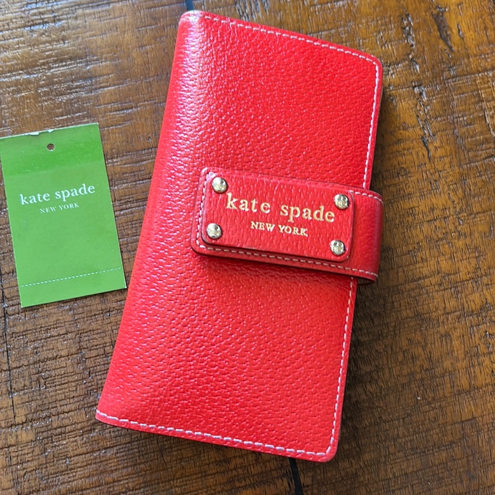 Kate Spade Stacy wallet in great used condition
